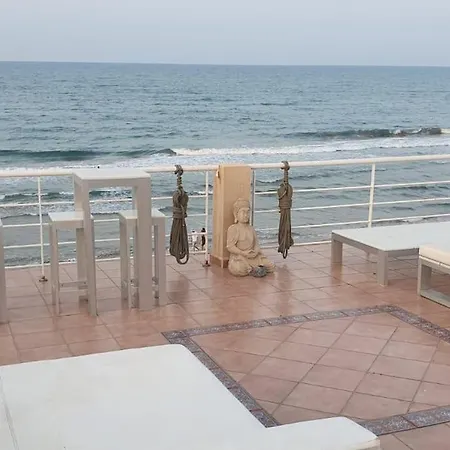 En Primera Linea De Playa Holiday home